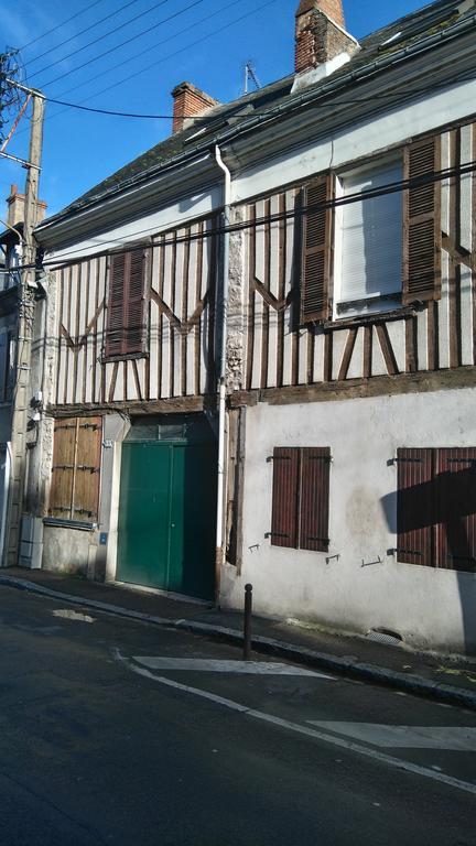 Le Nid Bord De La Loire Apartment Orléans Exterior foto